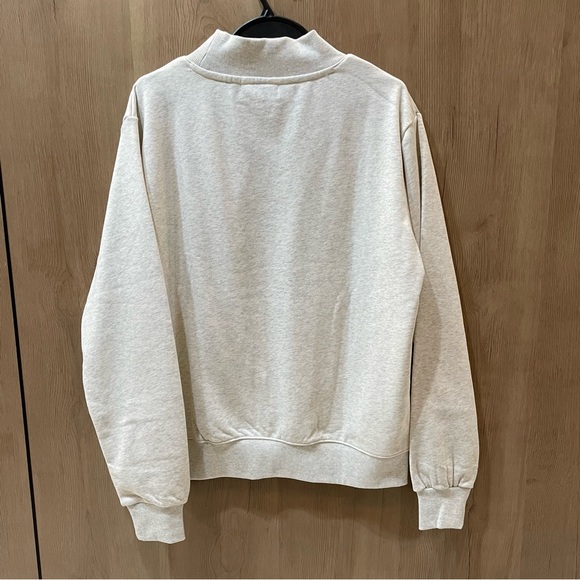 PARKE Women's Cream Sweatshirt - Picture 9 of 9